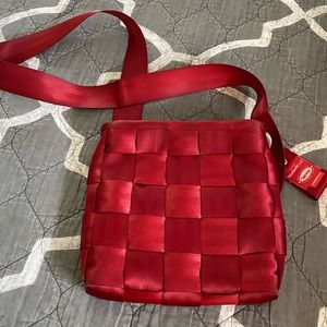 HARVEYS SEATBELT Messenger Crossbody Purse Red